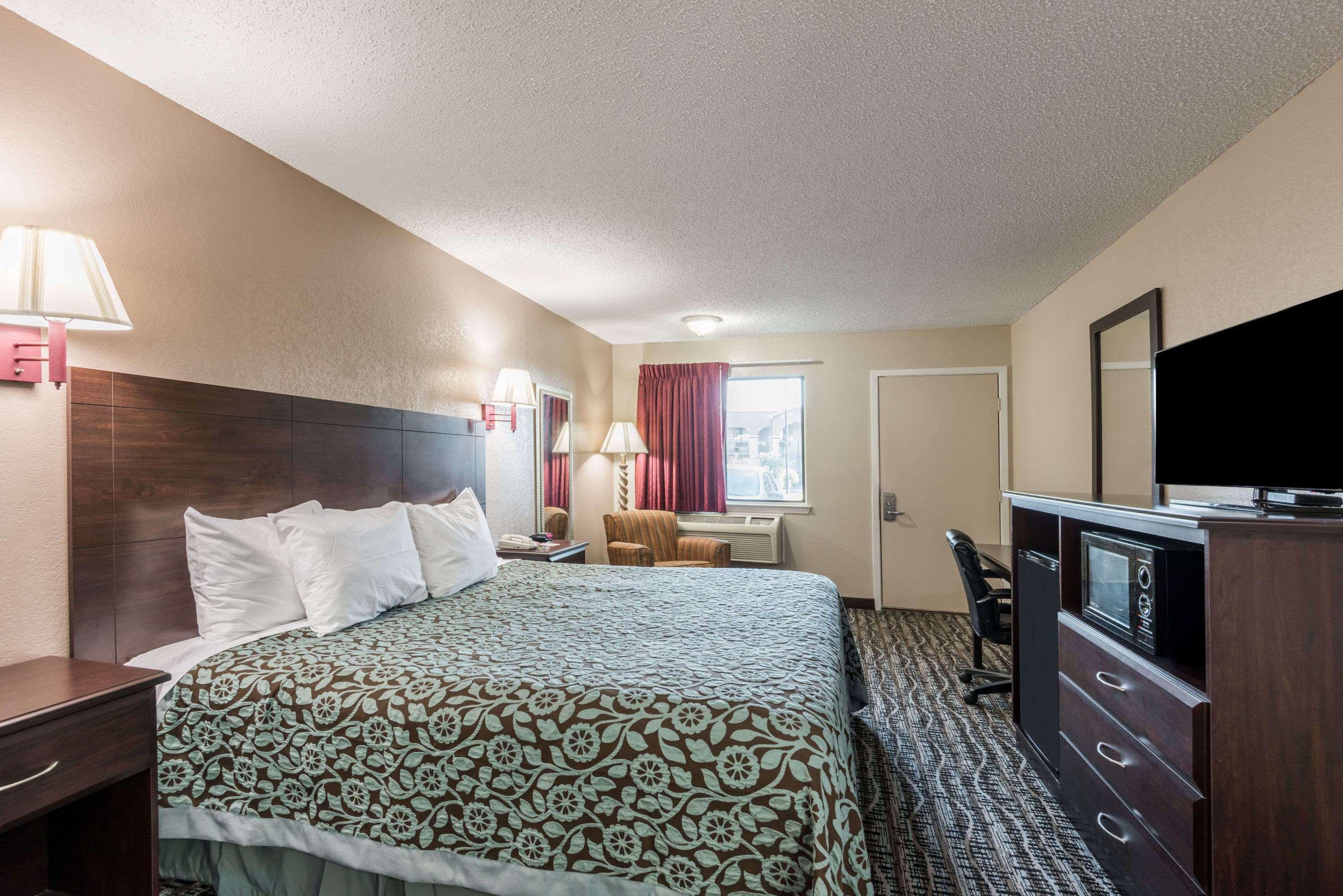 Days Inn By Wyndham San Marcos Extérieur photo