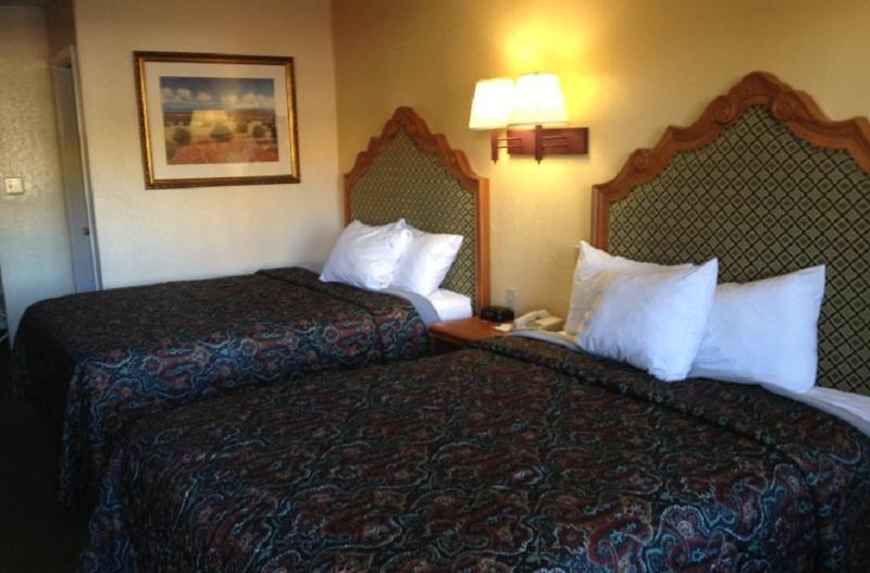 Days Inn By Wyndham San Marcos Extérieur photo